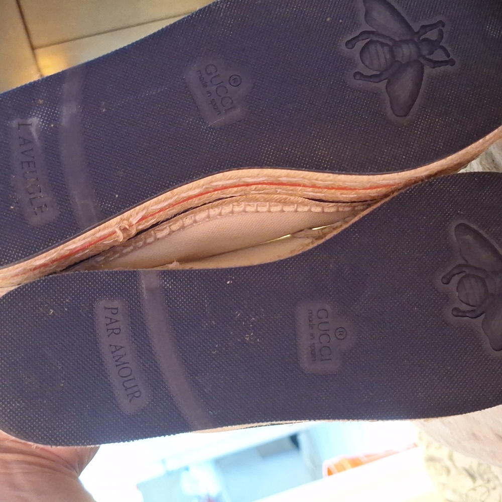 Gucci White Espadrilles with Red and Blue Accents - Picture 3 of 4